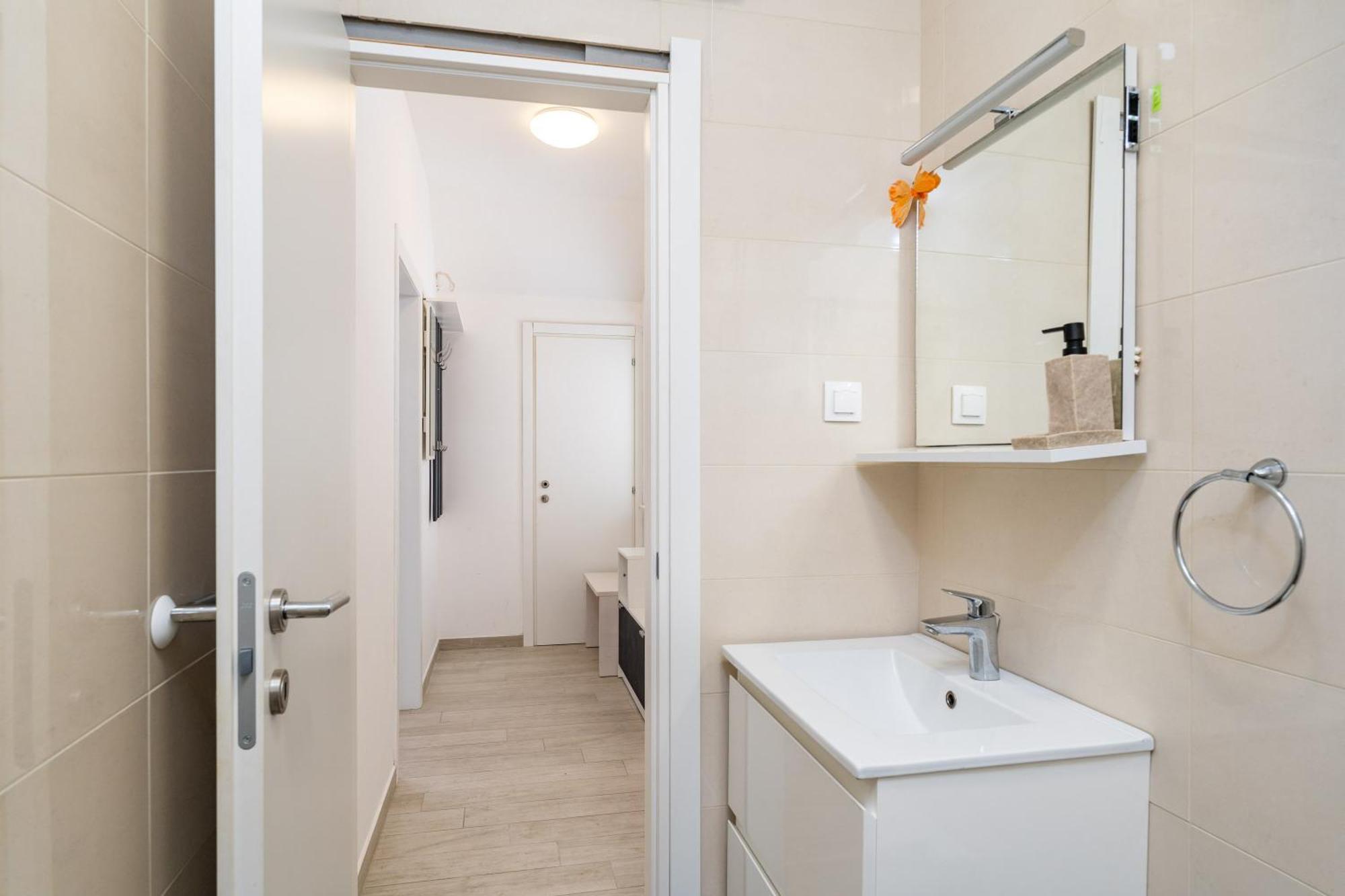 Feather - Free Private Parking - Self Check-in Apartment Dubrovnik